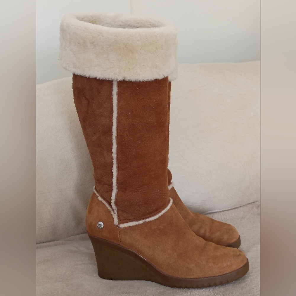 UGG Women's Tan and Chestnut Sandra Wedge Boots - Picture 4 of 16
